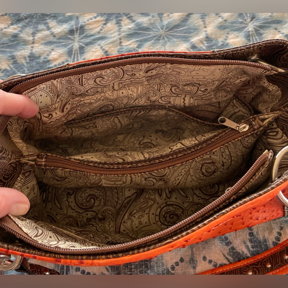 Blazon Roxy Silver-Tone Purse - Picture 2 of 7